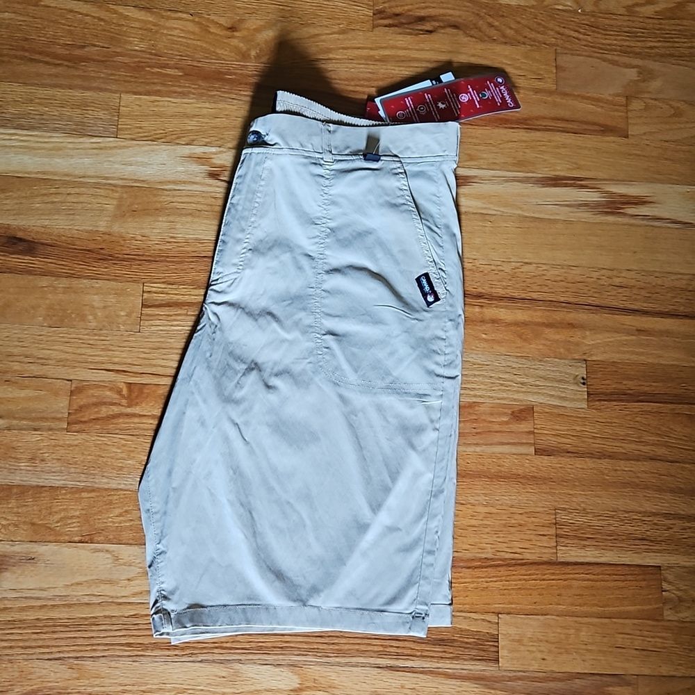 Canada Weathergear XL shorts new with tags, khaki colored, spring, summe…